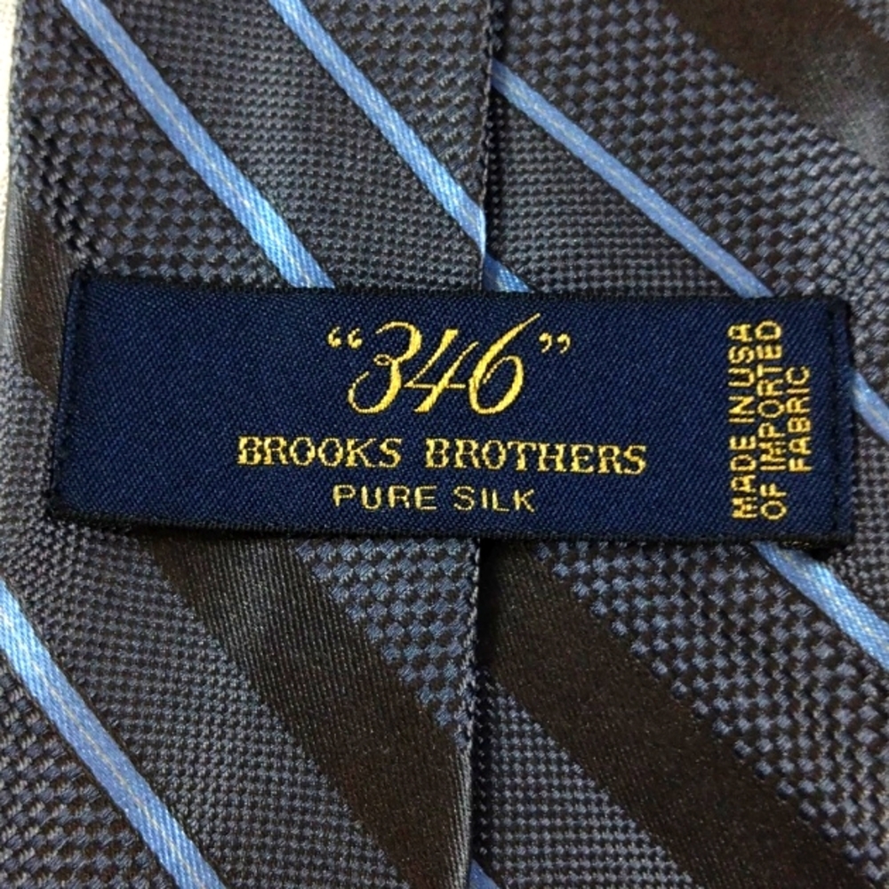 Brooks Brothers "346" Men's Tie Gray/Azure stripe 100% Silk 3 1/4"W By 59" Long